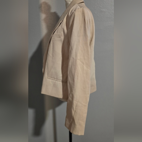 H&M Women's Cream Double-Breasted Jacket Blazer NWT - Picture 2 of 11